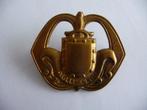 oude baret embleem -NULLI CEDO - Bevestiging dmv oogjes, Ophalen of Verzenden, Landmacht, Nederland, Embleem of Badge