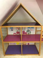 Barbie huis met veel toebehoren, Kinderen en Baby's, Speelgoed | Poppenhuizen, Ophalen, Gebruikt, Poppenhuis