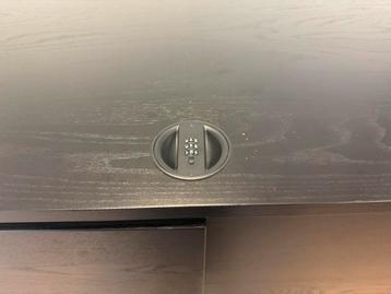 IKEA kast met schuifdeuren en slot zwart - afbeelding 5
