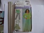 Simplicity 4605  Khaliah Ali Collection size (44-50)(bx1), Hobby en Vrije tijd, Verzenden, Vrouw, Overige merken