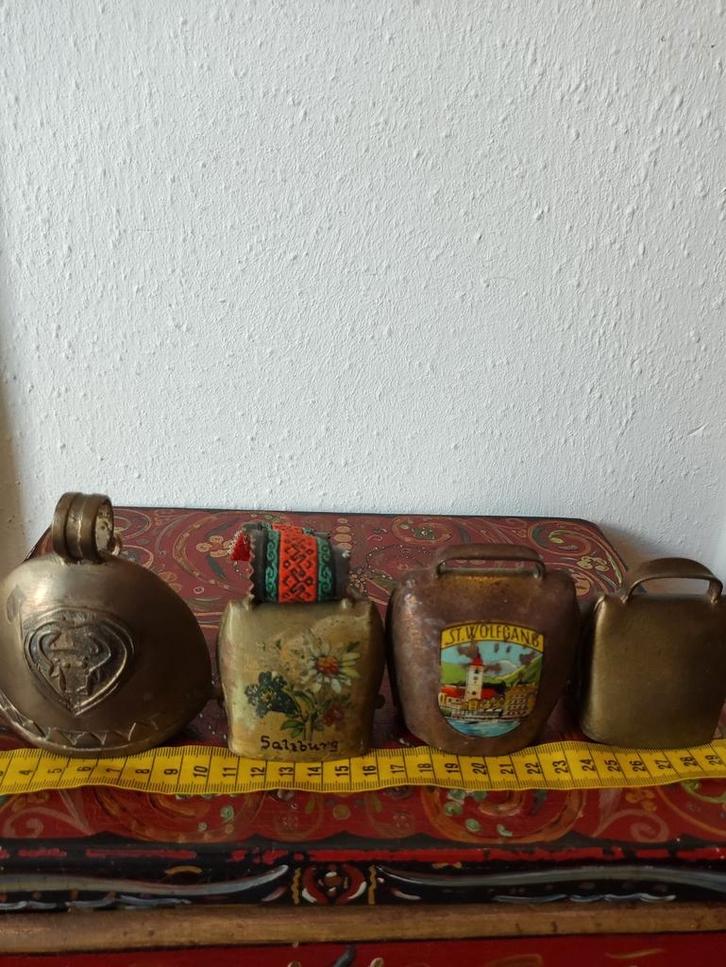 Vier mooie vintage koebellen, Antiek en Kunst, Antiek | Koper en Brons, Verzenden