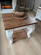 Landelijke bijzettafel acaciahout, Vierkant, 55 tot 75 cm, Zo goed als nieuw, Hout