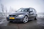 BMW 3-Serie 325i Touring M SPORT AUT NW APK, Auto's, Automaat, 745 kg, Achterwielaandrijving, Zwart