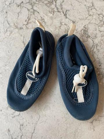 Waterschoenen maat 27 beschikbaar voor biedingen