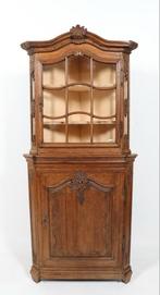 Antieke Eiken Hoekkast met Houtsnijwerk en Orig. Smeedijzer, Antiek en Kunst, Antiek | Meubels | Kasten, Ophalen