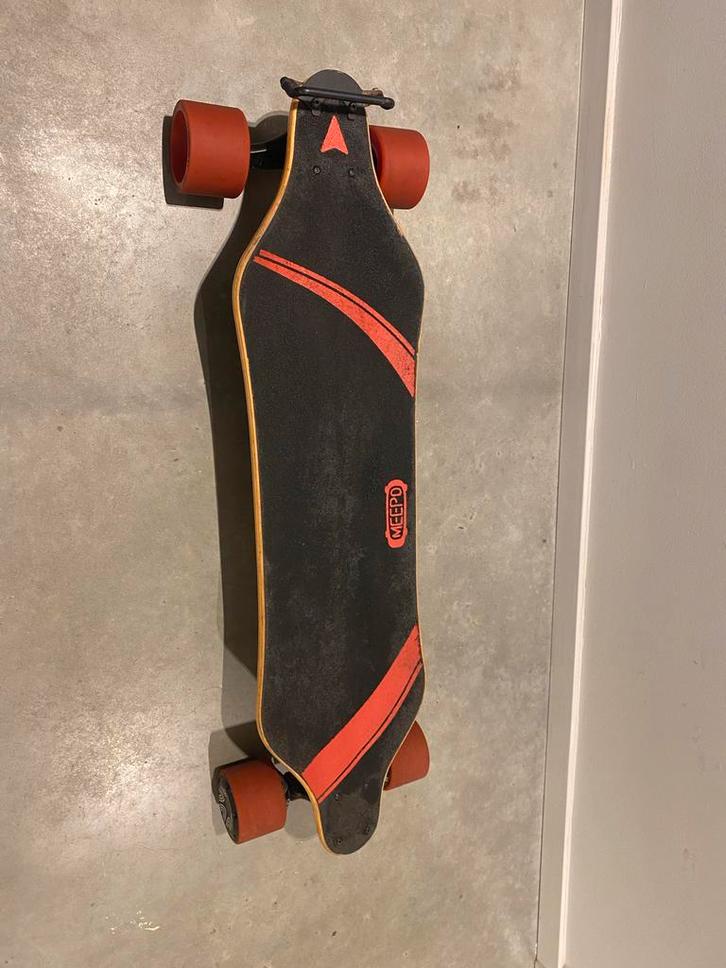 Elektrisch skateboard - Meepo, Sport en Fitness, Skateboarden, Gebruikt, Skateboard, Longboard, Ophalen of Verzenden