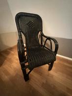 Zwarte rotan stoel, Huis en Inrichting, Stoelen, Ophalen, Zwart, Riet of Rotan, Zo goed als nieuw