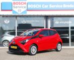 TOYOTA Aygo 1.0 VVT-i 72pk 5D x-play, Voorwielaandrijving, Stof, Gebruikt, Met garantie (alle)