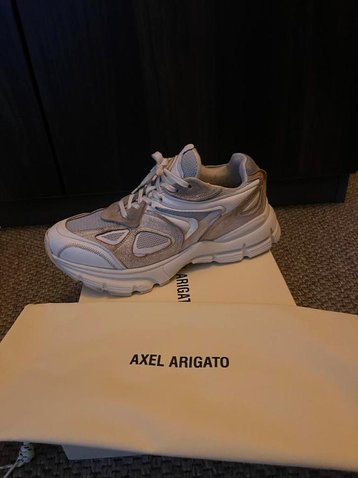 Axel Arigato Sneakers Maat 39, Kleding | Dames, Schoenen, Zo goed als nieuw, Sneakers of Gympen, Beige, Ophalen of Verzenden