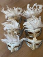 Carnavalsmaskers met veren - 6 stuks, Ophalen of Verzenden, Gebruikt, Accessoires