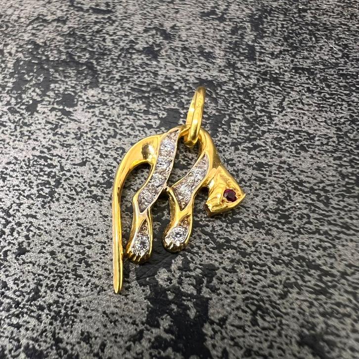18k gouden hanger panter model, Sieraden, Tassen en Uiterlijk, Kettinghangers, Zo goed als nieuw, Goud, Ophalen of Verzenden