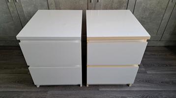 2x malm nachtkastje GRATIS beschikbaar voor biedingen