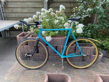 Zelfgemaakte Koga fixed gear fiets beschikbaar voor biedingen