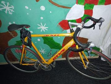 race fiets beschikbaar voor biedingen