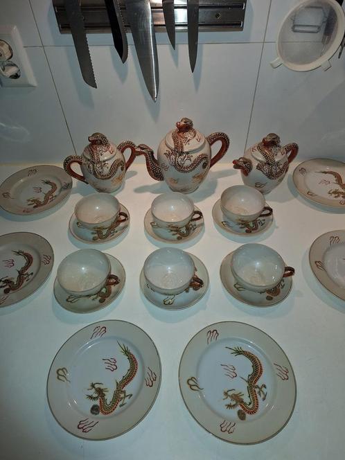 Antiek Chinees japans servies met draken en watermerk, Antiek en Kunst, Antiek | Servies compleet, Ophalen
