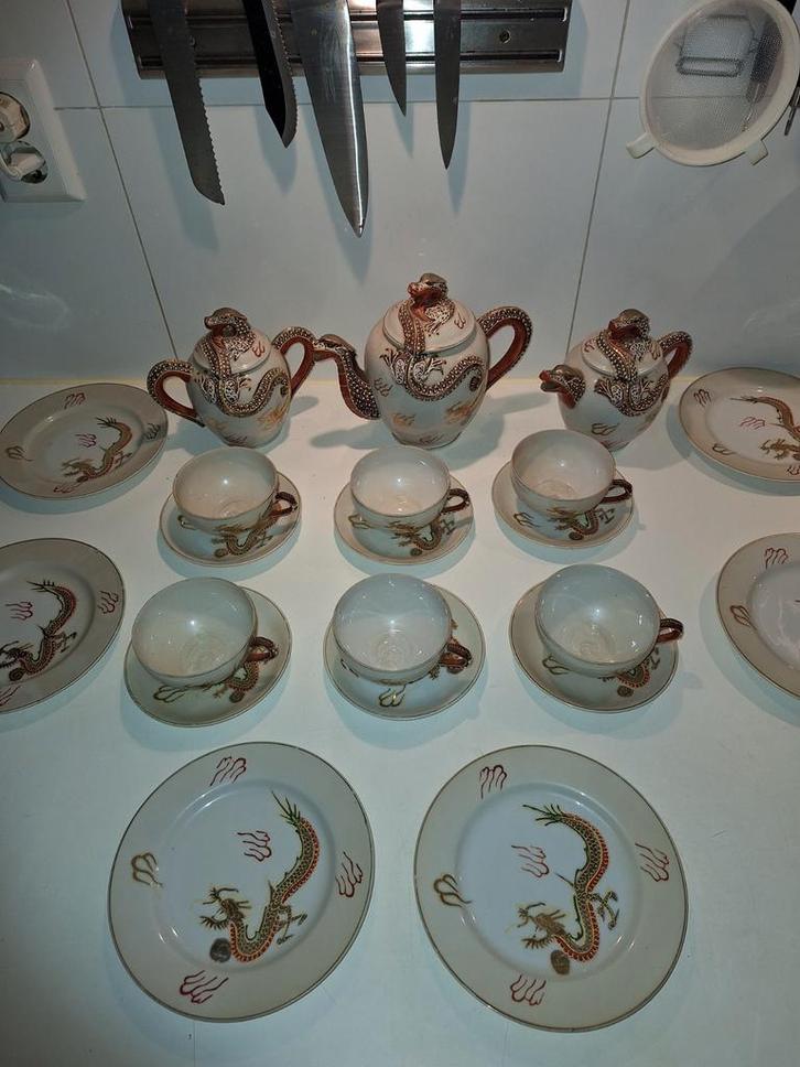 Antiek Chinees japans servies met draken en watermerk, Antiek en Kunst, Antiek | Servies compleet, Ophalen