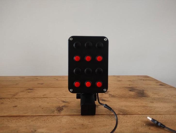 Buttonbox met tafelklem en headsethaak, Computers en Software, Joysticks, Nieuw, Ophalen