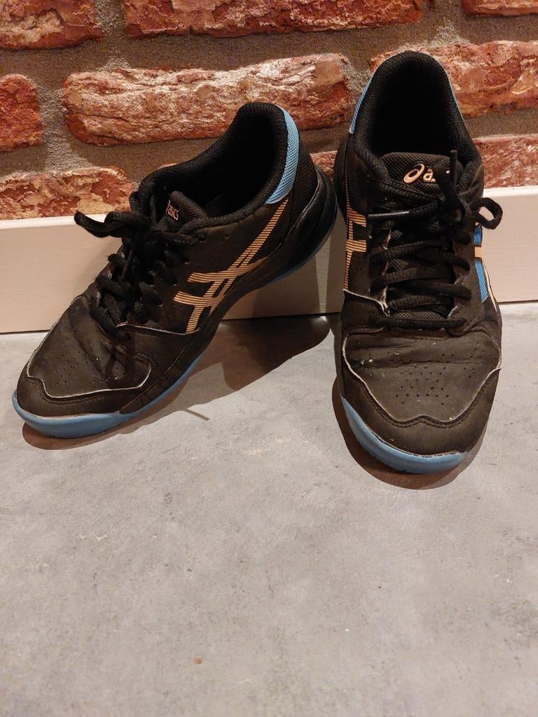 Asics Tennisschoenen Maat 35,5, Sport en Fitness, Tennis, Ophalen of Verzenden, Gebruikt, Schoenen, Overige merken