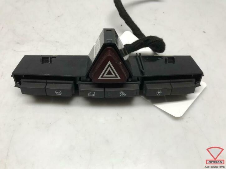 opel corsa d alarmlicht dashboard schakelaar 13258081, Auto-onderdelen, Dashboard en Schakelaars, Opel, Gebruikt, Ophalen of Verzenden