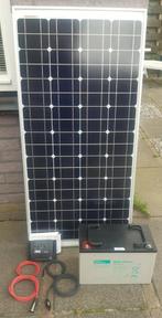 80 watt zonnepaneel met laadregelaar en aansluit kabels, Ophalen, Zo goed als nieuw