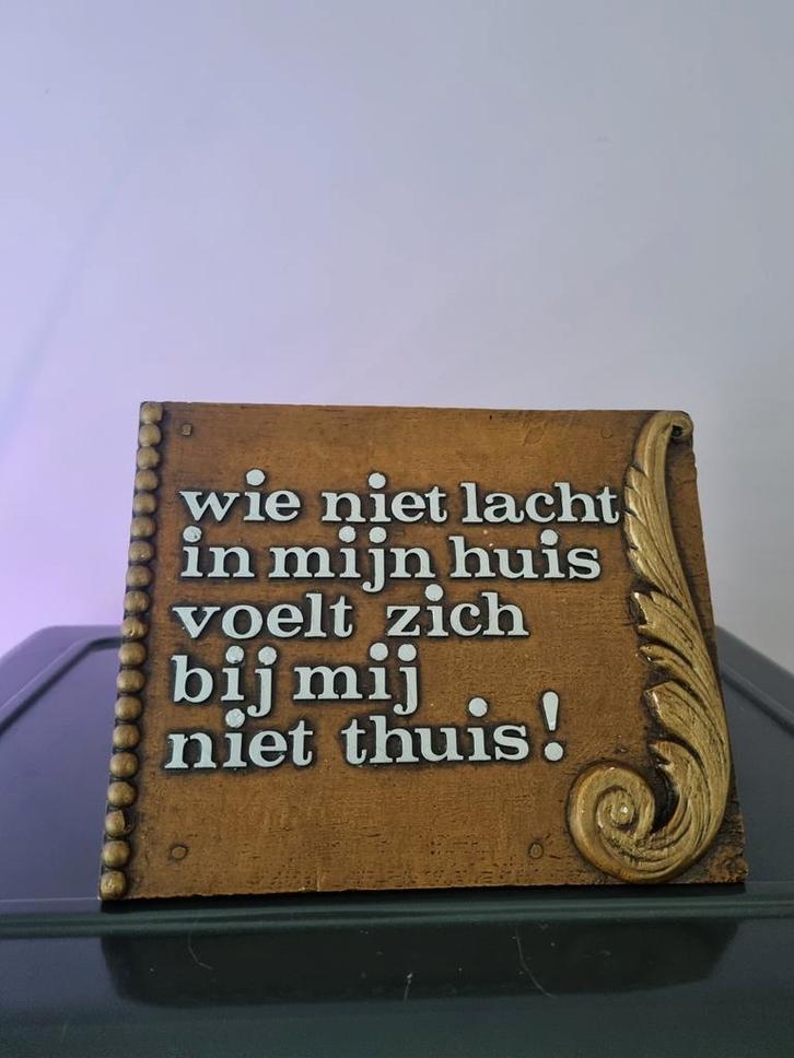 Vintage tegel met Spreuk - Uniek! 20 x 17 cm, Huis en Inrichting, Woonaccessoires | Tekstborden en Spreuken, Gebruikt, Ophalen of Verzenden