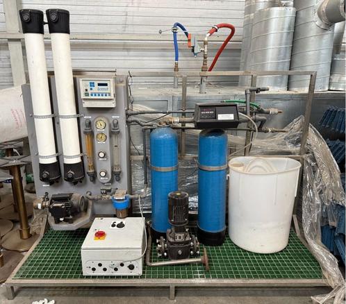 Lenntech OS3030 water treatment plant (RO) + RVS buffertank, Zakelijke goederen, Machines en Bouw | Onderhoud en Reiniging, Ophalen