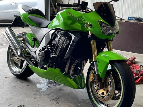 Prachtige knalgroene Kawasaki Z1000 (2004) weinig km, Motoren, Motoren | Kawasaki, Particulier, Naked bike, meer dan 35 kW, 4 cilinders