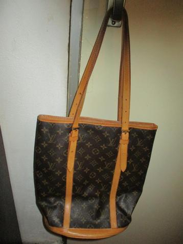 Ruime Louis Vuitton tas  beschikbaar voor biedingen