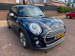 Mini Cooper 1.5 136pk Seven Chili 2017 Blauw, Auto's, Mini, Voorwielaandrijving, 136 pk, Leder en Stof, Origineel Nederlands