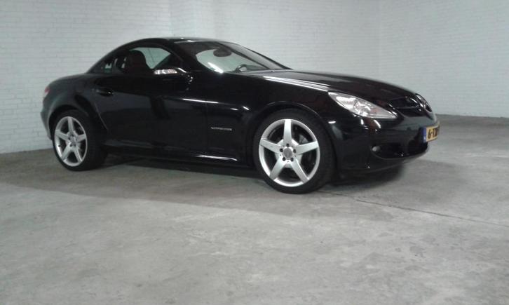 Stallingsplaats / stalling voor oldtimer / auto te huur., Auto diversen, Autostallingen en Garages