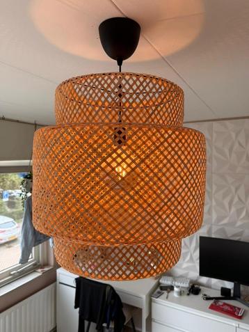 Kamerlamp beschikbaar voor biedingen