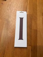 Apple Watch bandje 45 mm magnetic link - Nieuw in verpakking, Ophalen of Verzenden, Nieuw, IOS