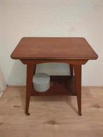 Mid century theetafeltje op wieltjes, Gebruikt, 50 tot 100 cm, Ophalen of Verzenden, 25 tot 50 cm