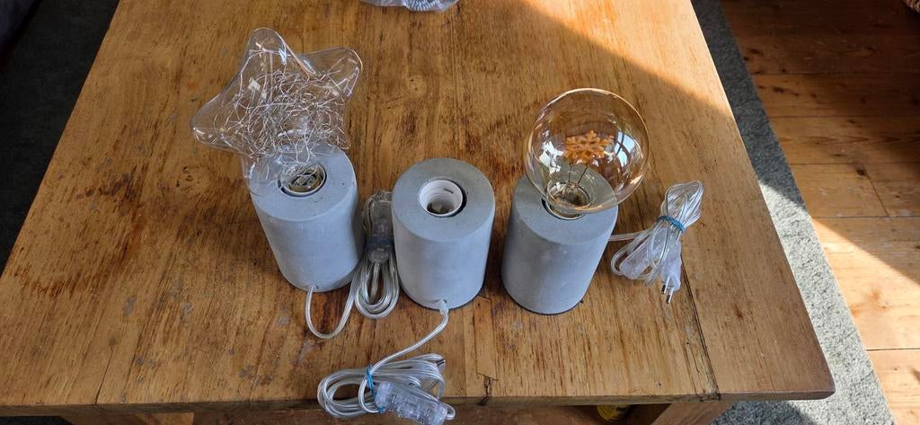 3 tafellampen beton grijs, Ophalen of Verzenden, Nieuw, Minder dan 50 cm