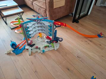 Hot Wheels Garage  beschikbaar voor biedingen
