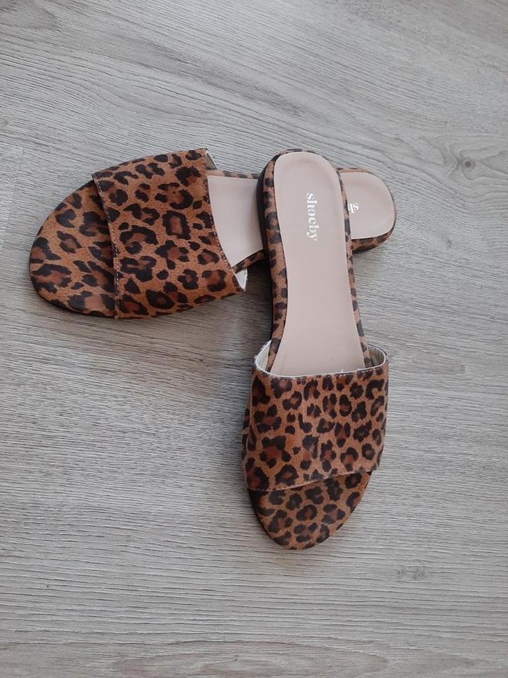 Nieuw!SHOEBY/Stijlvolle leren slippers/panterprint 40, Kleding | Dames, Schoenen, Nieuw, Slippers, Bruin, Ophalen of Verzenden
