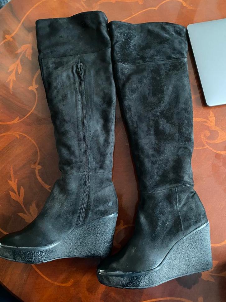 GEOX x patrick cox overknee laarzen velour nieuw 41, Kleding | Dames, Schoenen, Nieuw, Hoge laarzen, Zwart, Ophalen of Verzenden