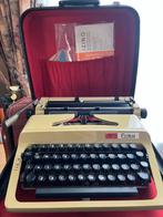 Daro Erika typemachine model 44, Diversen, Typemachines, Ophalen