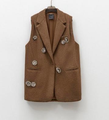 LUMINA wollig gilet camel met afneembare broches S/M en M/L beschikbaar voor biedingen