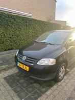 Volkswagen Fox 1.4 55KW 2006 Zwart, Auto's, Voorwielaandrijving, 15 km/l, 4 cilinders, 4 stoelen