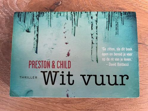 Preston & Child - Wit vuur, Boeken, Thrillers, Zo goed als nieuw, Nederland, Ophalen of Verzenden