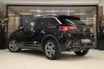 Volkswagen T-ROC 1.5 TSI R-Line Business 3X R-LINE/IQ/PANO/C, Euro 6, 4 cilinders, 150 pk, Zwart