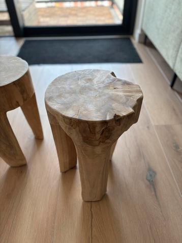 Handgemaakte Teak Kruk/Bijzet tafel beschikbaar voor biedingen
