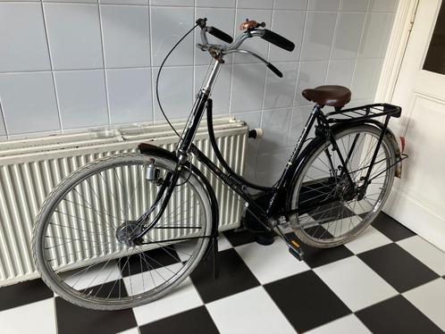 Oude damesfiets fiets Gazelle met gebreken - Lees en zie fot, Fietsen en Brommers, Fietsen | Dames | Damesfietsen, Gebruikt, Gazelle