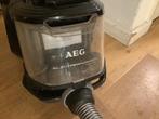 Stofzuiger AEG, met reservoir, 600 Watt., Ophalen, Gebruikt, Stofzuiger, Minder dan 1200 watt