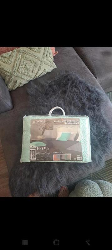 Dekbed / Sprei / grand foulard nieuw beschikbaar voor biedingen
