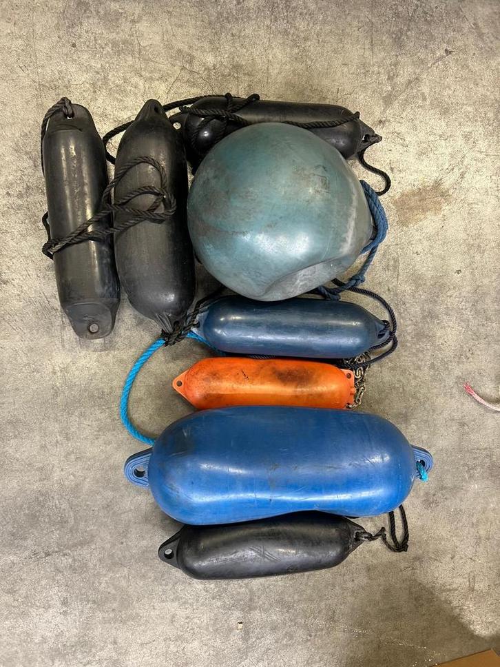 Set rubberen boot-boeien, Watersport en Boten, Accessoires en Onderhoud, Zo goed als nieuw, Ophalen