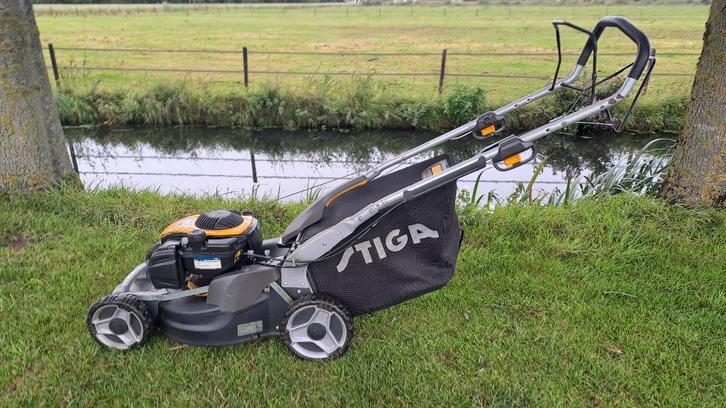 Stiga Twinclip 50 s benzine gazonmaaier, Tuin en Terras, Grasmaaiers, Gebruikt, Benzine-grasmaaier, 50 cm of meer, Cirkelmaaier