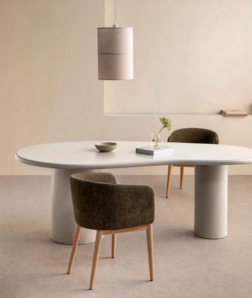 Eettafel ovaal MDF   NIEUW! 