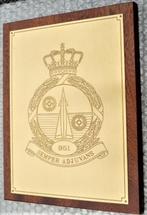 PLAQUETTE SEMPER ADJUVANS 951 LUCHTMACHT VINTAGE, Verzenden, Luchtmacht, Nederland, Kunstobject